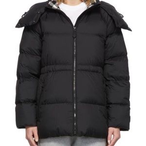 NEW with tags. Burberry Broadwas Down Puffer Jacket in Black Size M